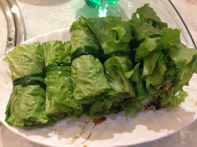 鸭肉蔬菜卷