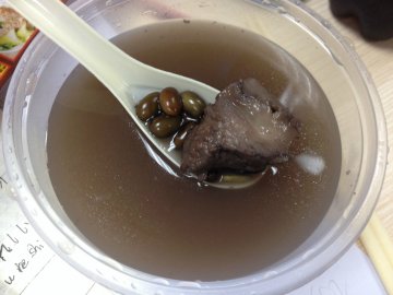 黑豆瘦肉汤