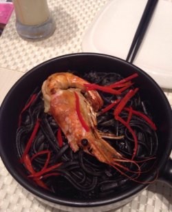 墨鱼汁乌冬面