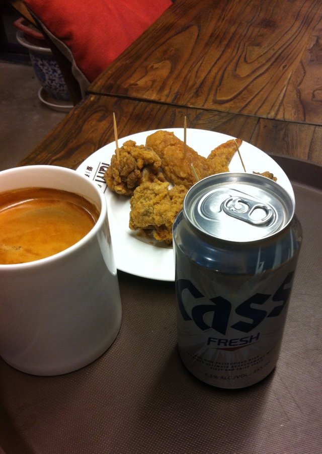 炸鸡，啤酒