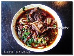 大酥牛肉小铜锅煮米线