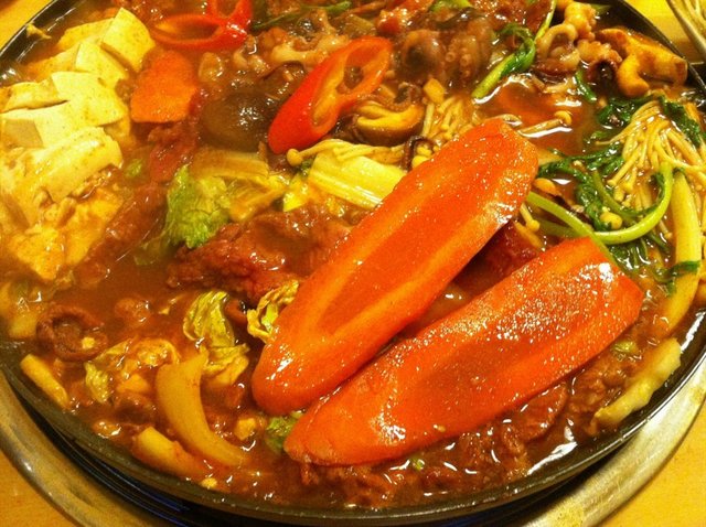 八爪鱼牛肉锅