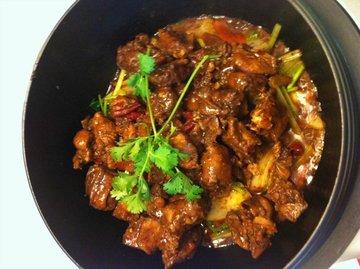 鸡公煲（中）