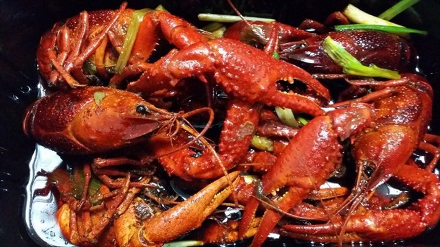 十三香小龙虾