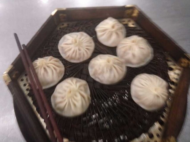 牛肉灌汤包