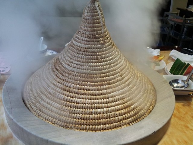 石锅