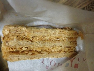 栗子味千层酥