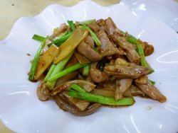 姜葱炒猪肚