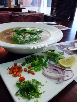 生牛肉米粉