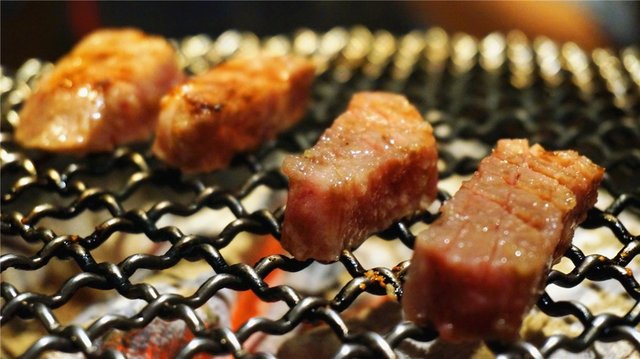 厚切牛舌