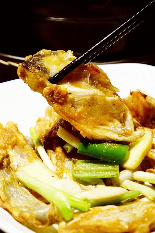 鱼嘴香脆,鱼肉软滑