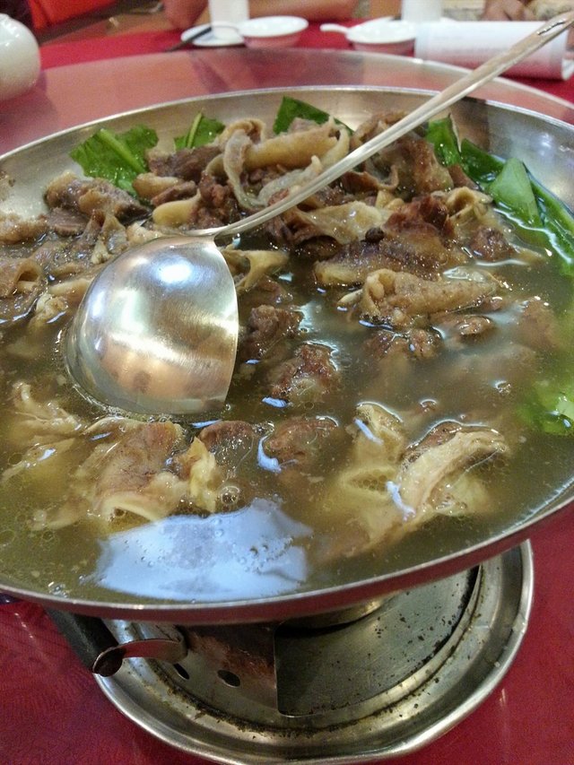 牛腩煲