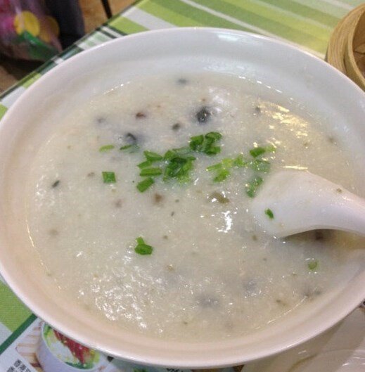 皮蛋瘦肉粥