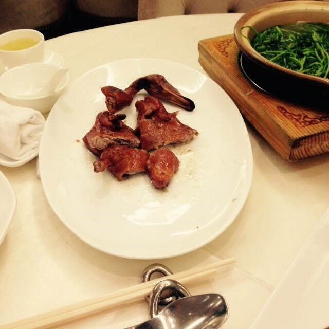 烤乳鸭