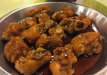 酸梅猪手