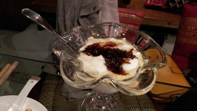 玫瑰蜂蜜酸奶