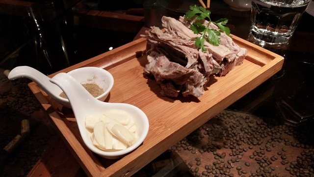 秘制烤羊腿