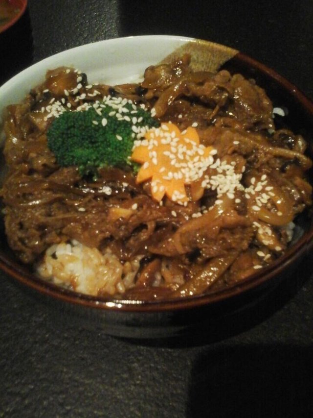 烧汁牛肉饭
