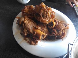 酱棒骨