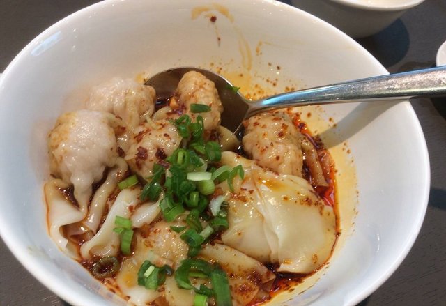 麻辣水饺