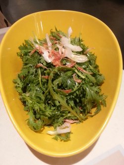 樱花虾苹果醋蓬蒿菜