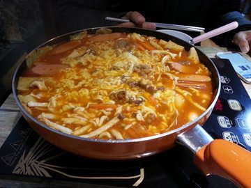 芝士年糕火锅