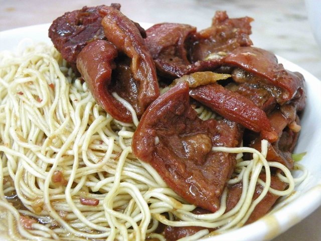 牛腩捞面