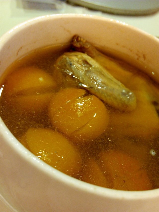咸柑橘鹧鸪汤