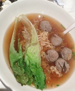 牛丸公仔面