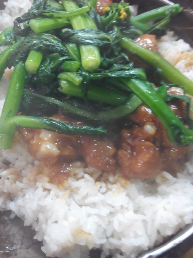 排骨笼仔饭