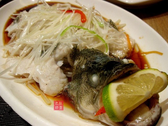 油淋鲈鱼