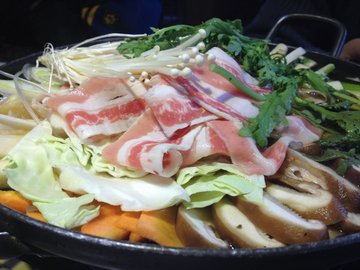 牛肉蘑菇火锅