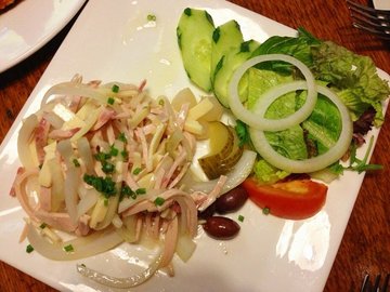 肉肠沙拉