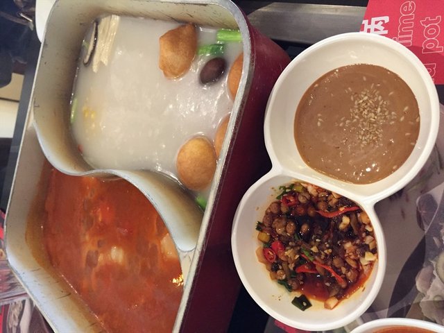 锅底