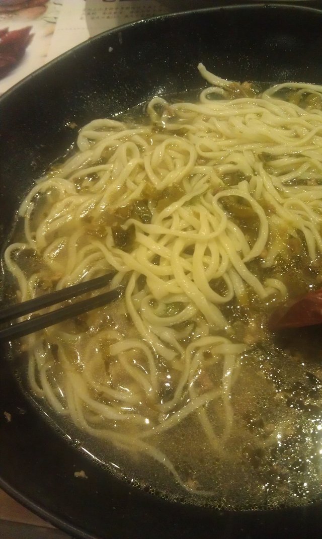 酸菜肉末面