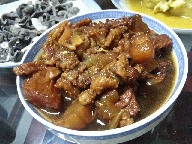 煨牛肉
