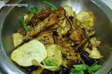 干锅美容猪手 拼 干锅月牙骨