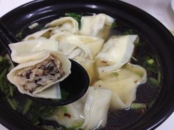 香菇鲜肉大馄饨