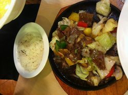 铁板牛肉饭