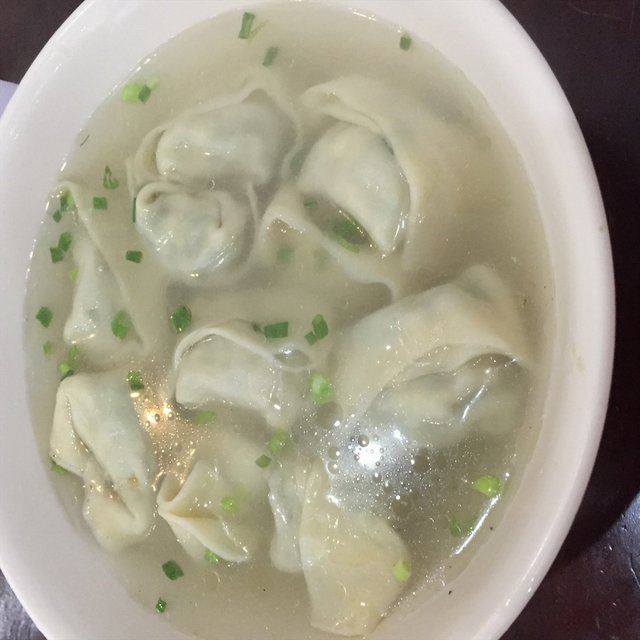 荠菜大馄饨