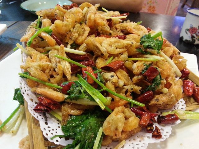 爆炒小河虾