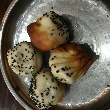 鲜肉生煎