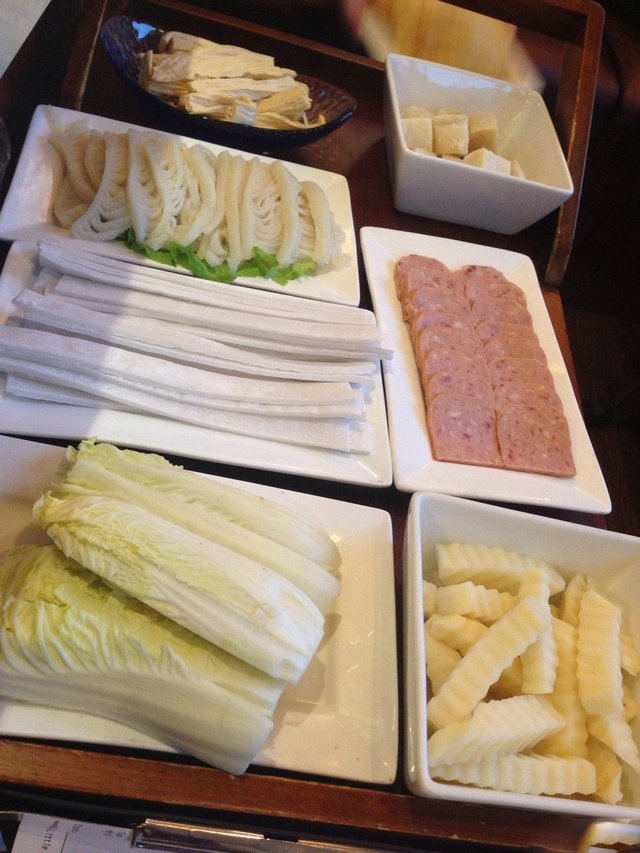 午餐肉