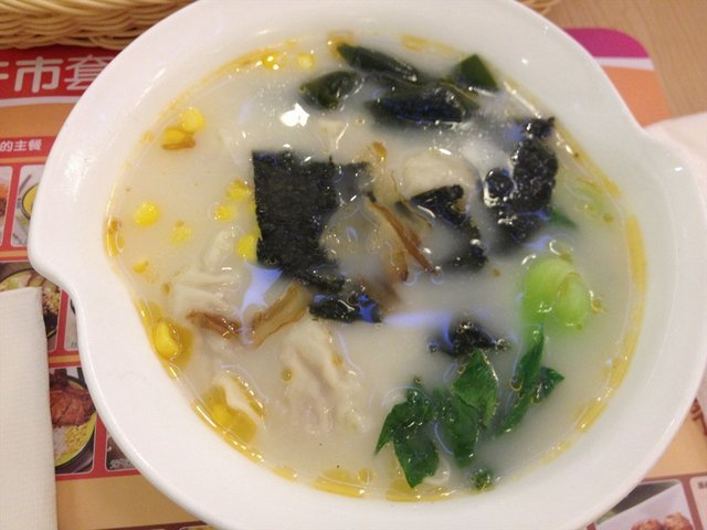 招牌猪肉云吞