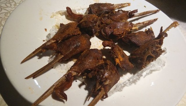 鸭下巴