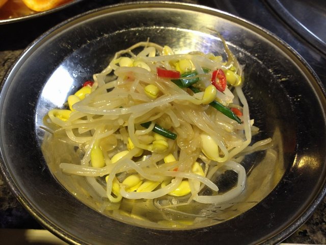 凉拌黄豆芽
