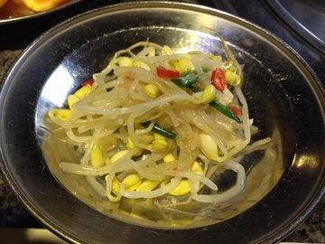 凉拌黄豆芽