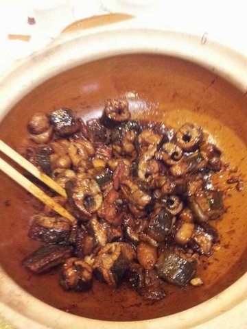 啫啫黄鳝煲