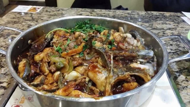 焖锅鲶鱼