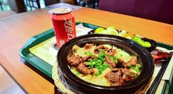 腊肠滑鸡煲
